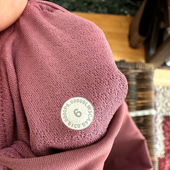 Lululemon Wunder Under High-Rise Tight* Flocked 28" Plumful size 6 - Picture 5 of 9